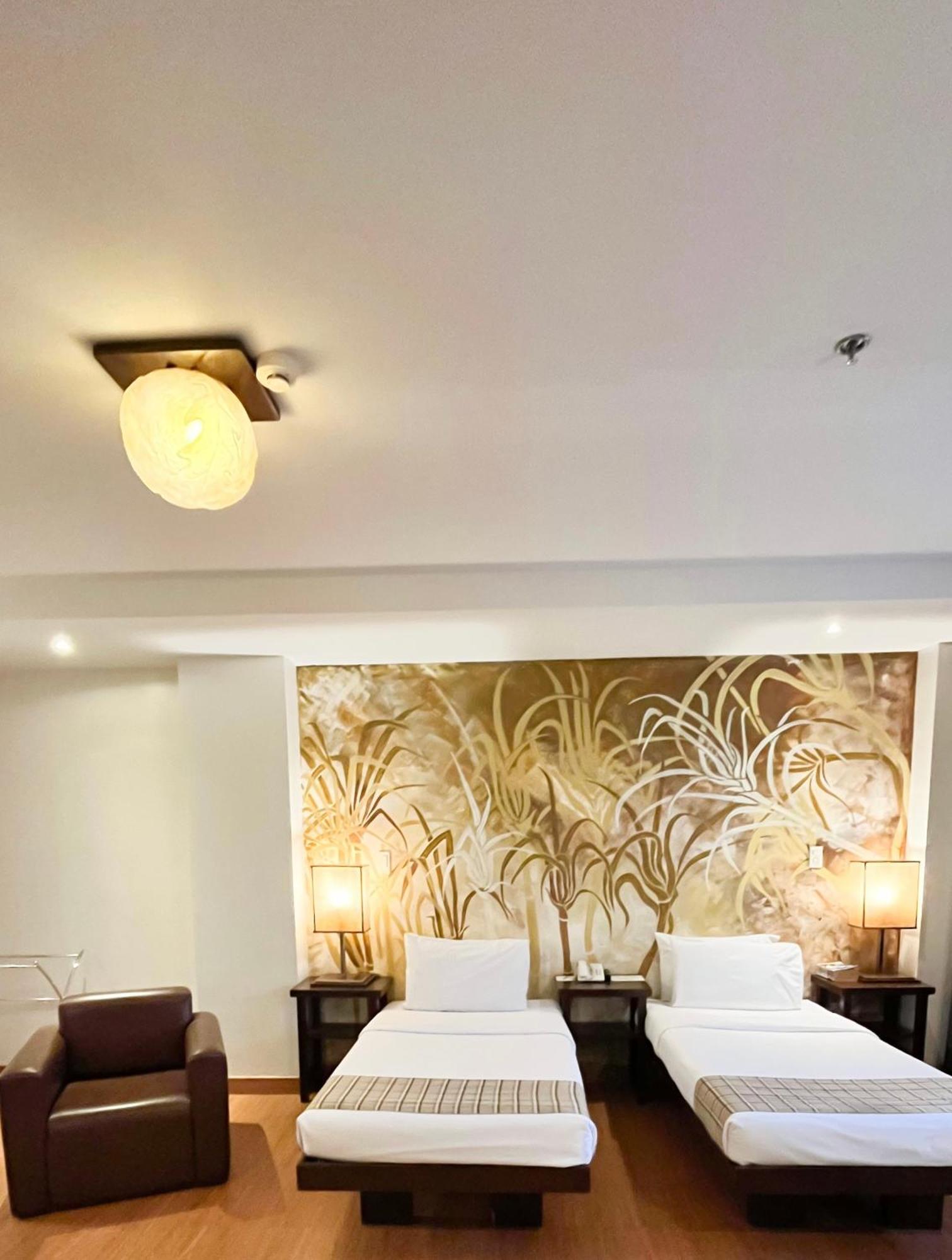 Nature'S Village Resort Bacolod Ngoại thất bức ảnh