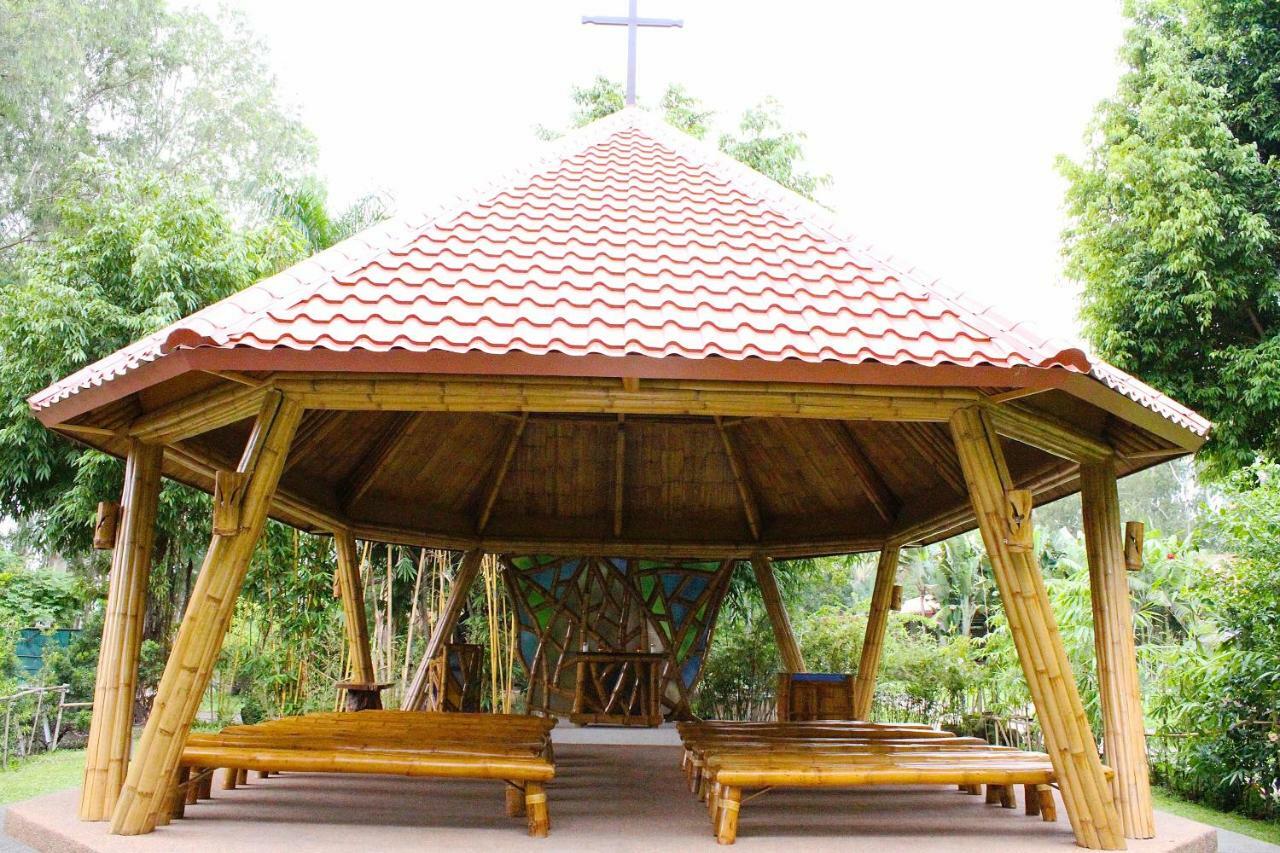 Nature'S Village Resort Bacolod Ngoại thất bức ảnh